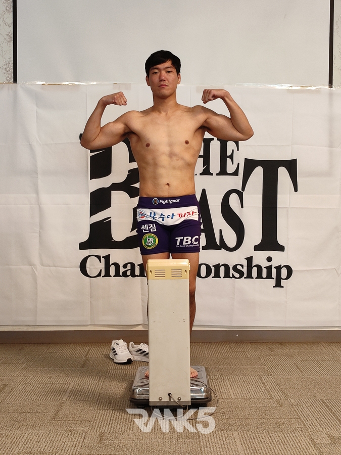 라이트급 조준용(70.40kg) vs 임병희(70.40kg) Ⓒ정성욱 기자